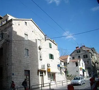 Damira 스플리트