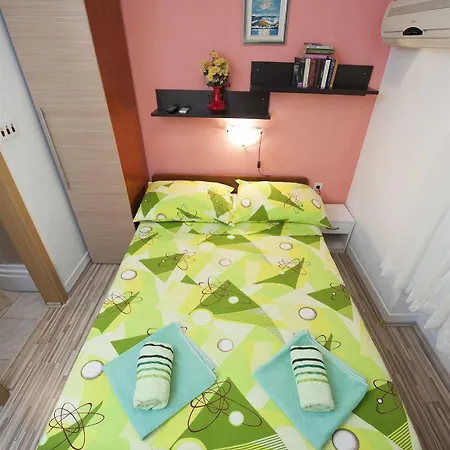 Damira Hotel 2*
